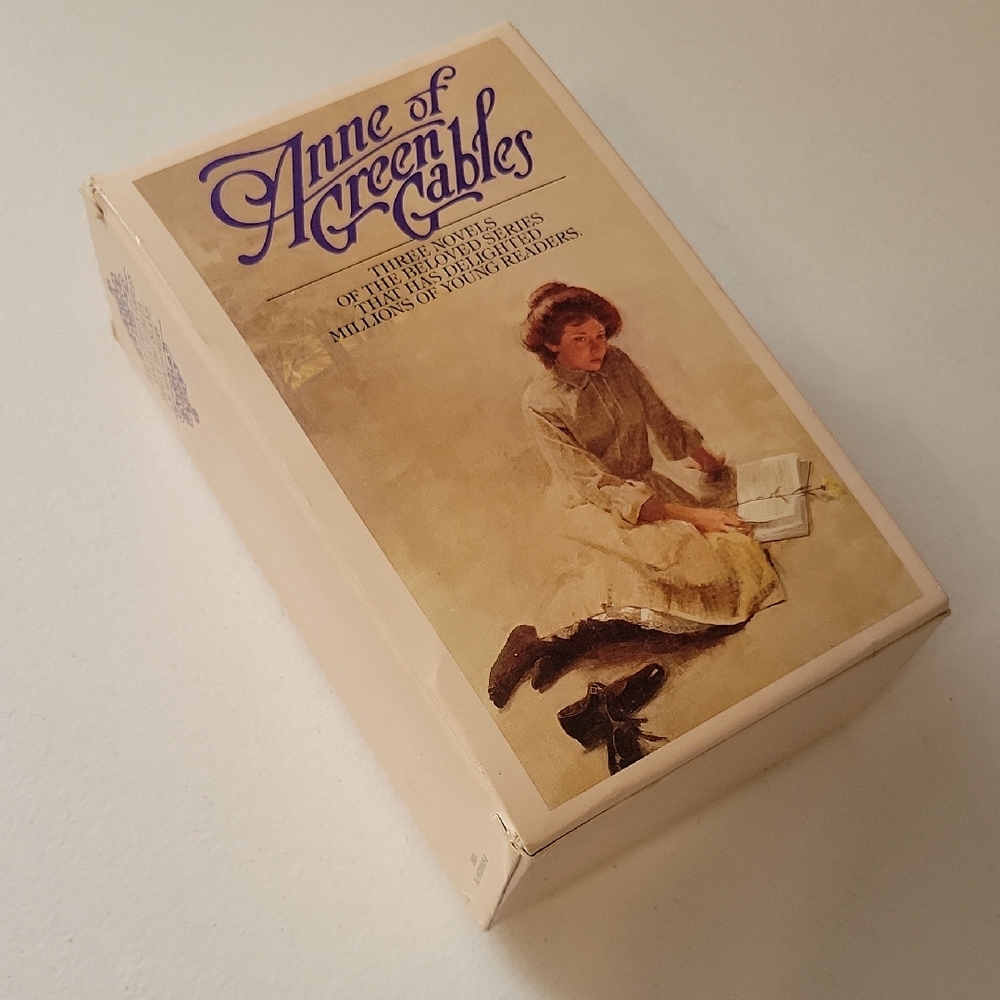 Anne of Green Gables Box Set - Vintage